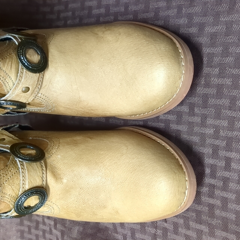 Dingo Boots - image 5